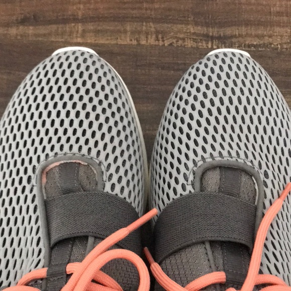 Vionic Mesh Lace-Up Athletic Sneakers - Coro - charcoal a395066 - Picture 2 of 6